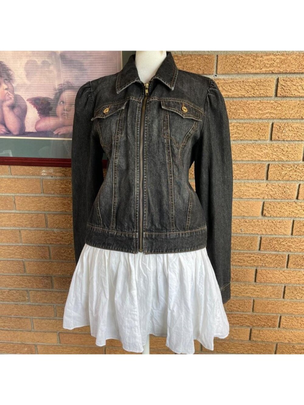 Vintage Gap zip up denim jacket with puffed shoulders